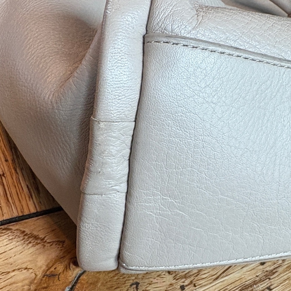 Vince Camuto Handbag Style VC Reed - Picture 14 of 14